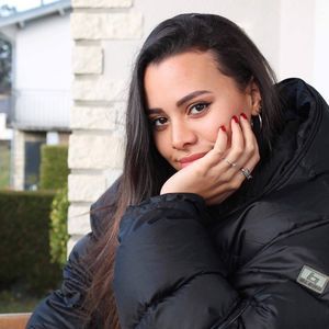 Meet your Posher, Esmée